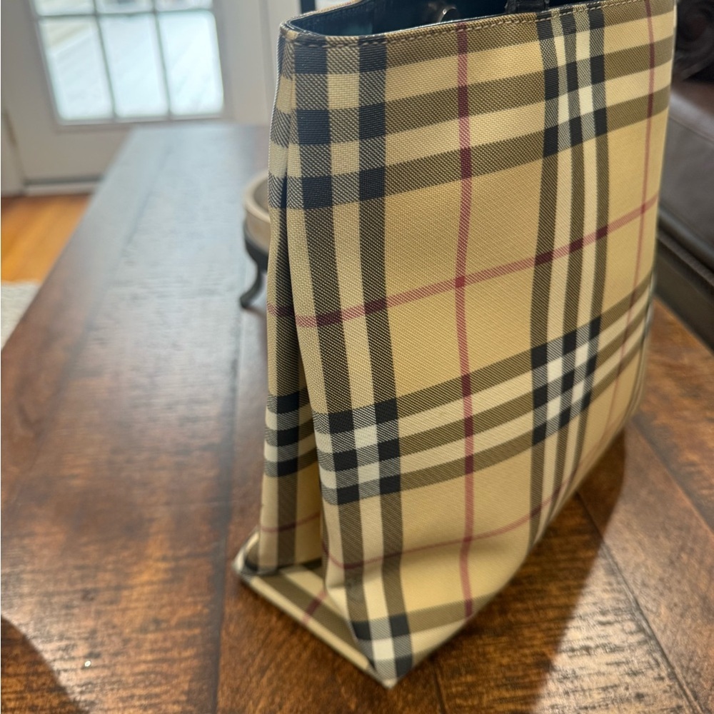 Burberry Handbag - Picture 4 of 11